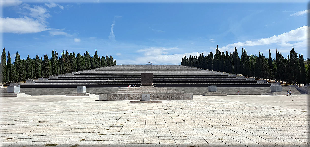 foto Sacrario Militare di Redipuglia